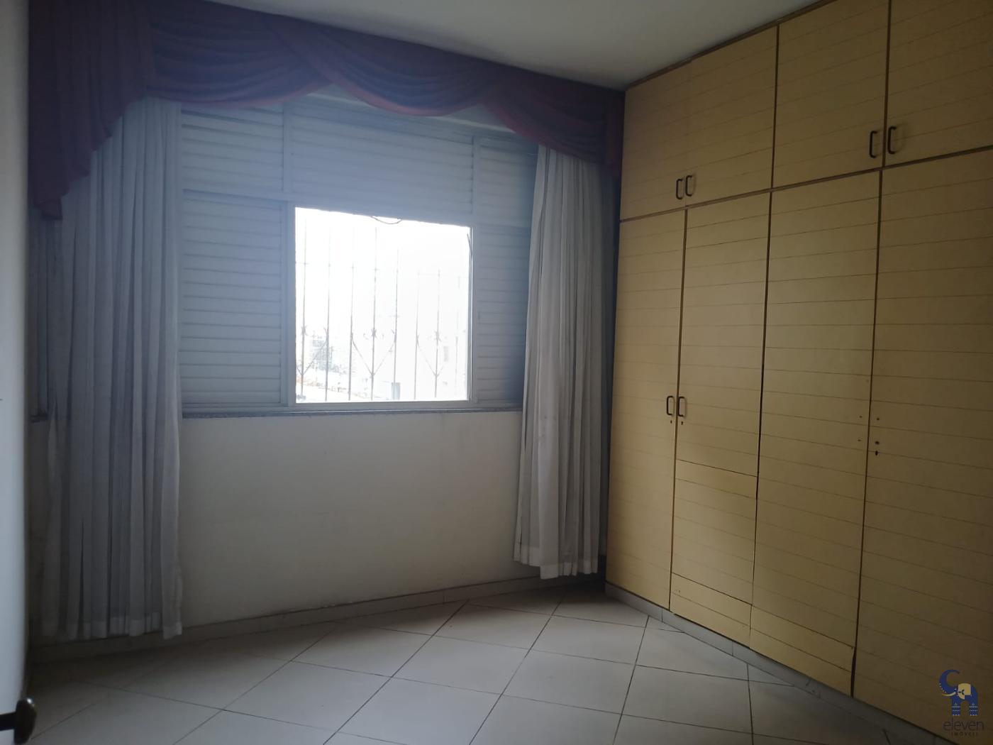 Apartamento à venda com 4 quartos, 200m² - Foto 17