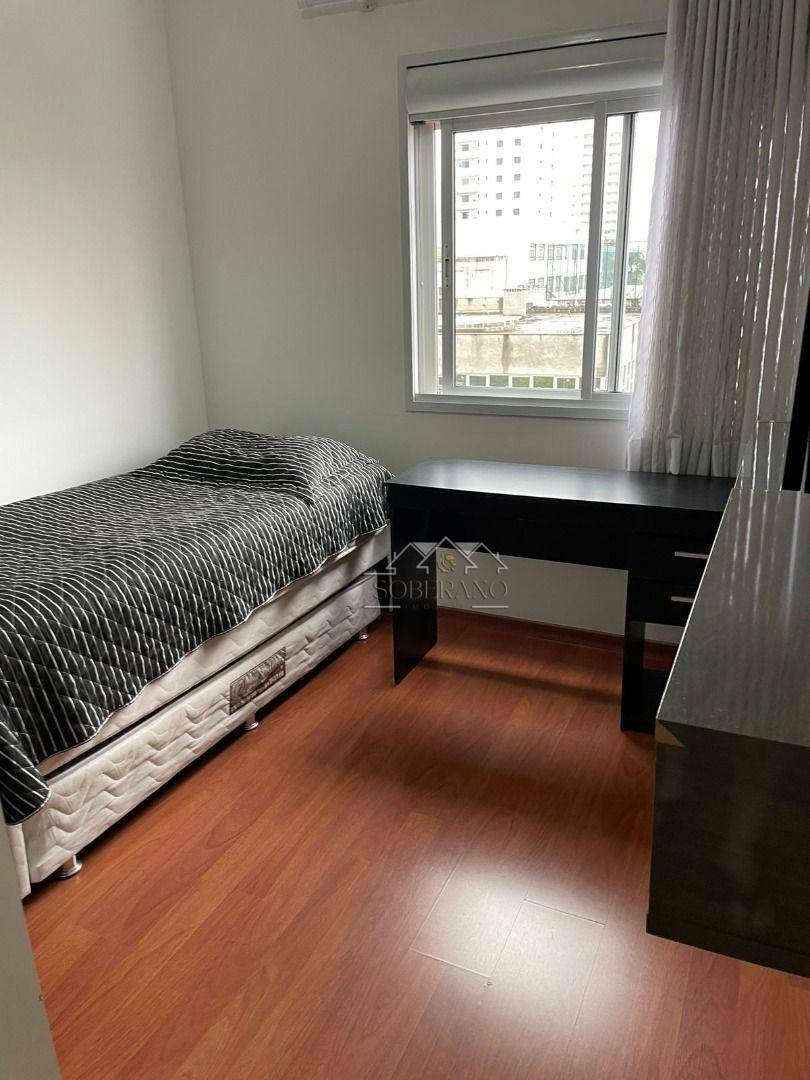 Apartamento à venda com 3 quartos, 133m² - Foto 18