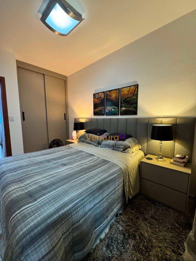 Casa à venda com 2 quartos, 78m² - Foto 13