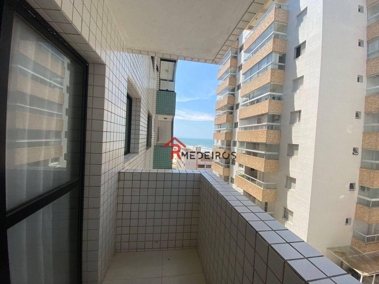 Apartamento à venda com 2 quartos, 70m² - Foto 1