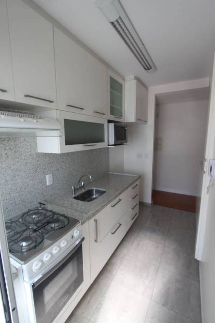 Apartamento para alugar com 2 quartos, 67m² - Foto 21