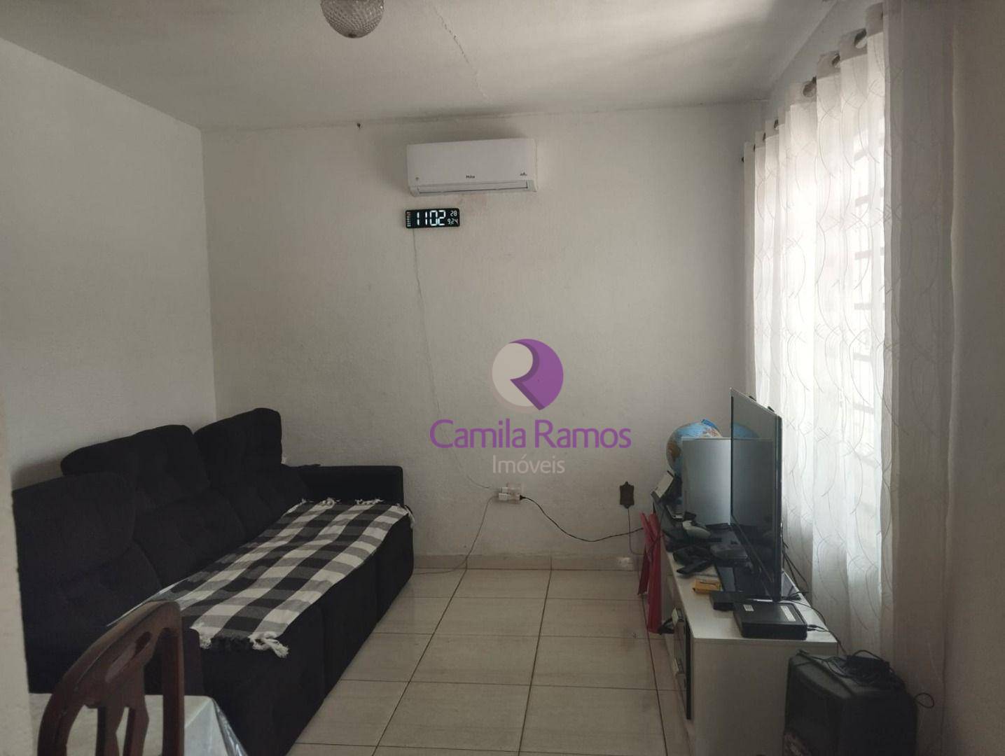 Casa à venda com 3 quartos, 87m² - Foto 2