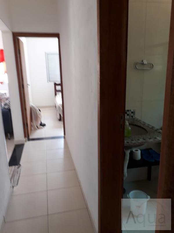 Casa à venda com 2 quartos, 360m² - Foto 11