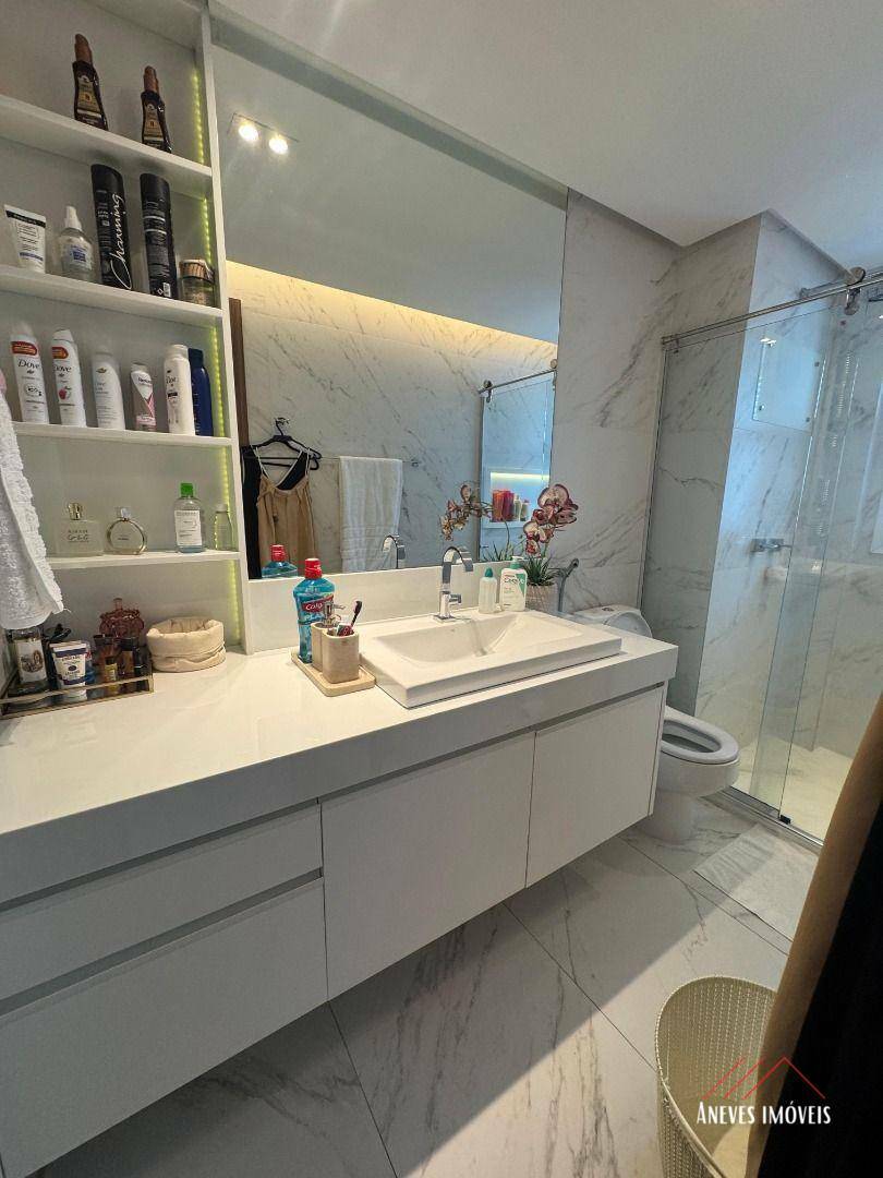 Apartamento à venda com 3 quartos, 200m² - Foto 22