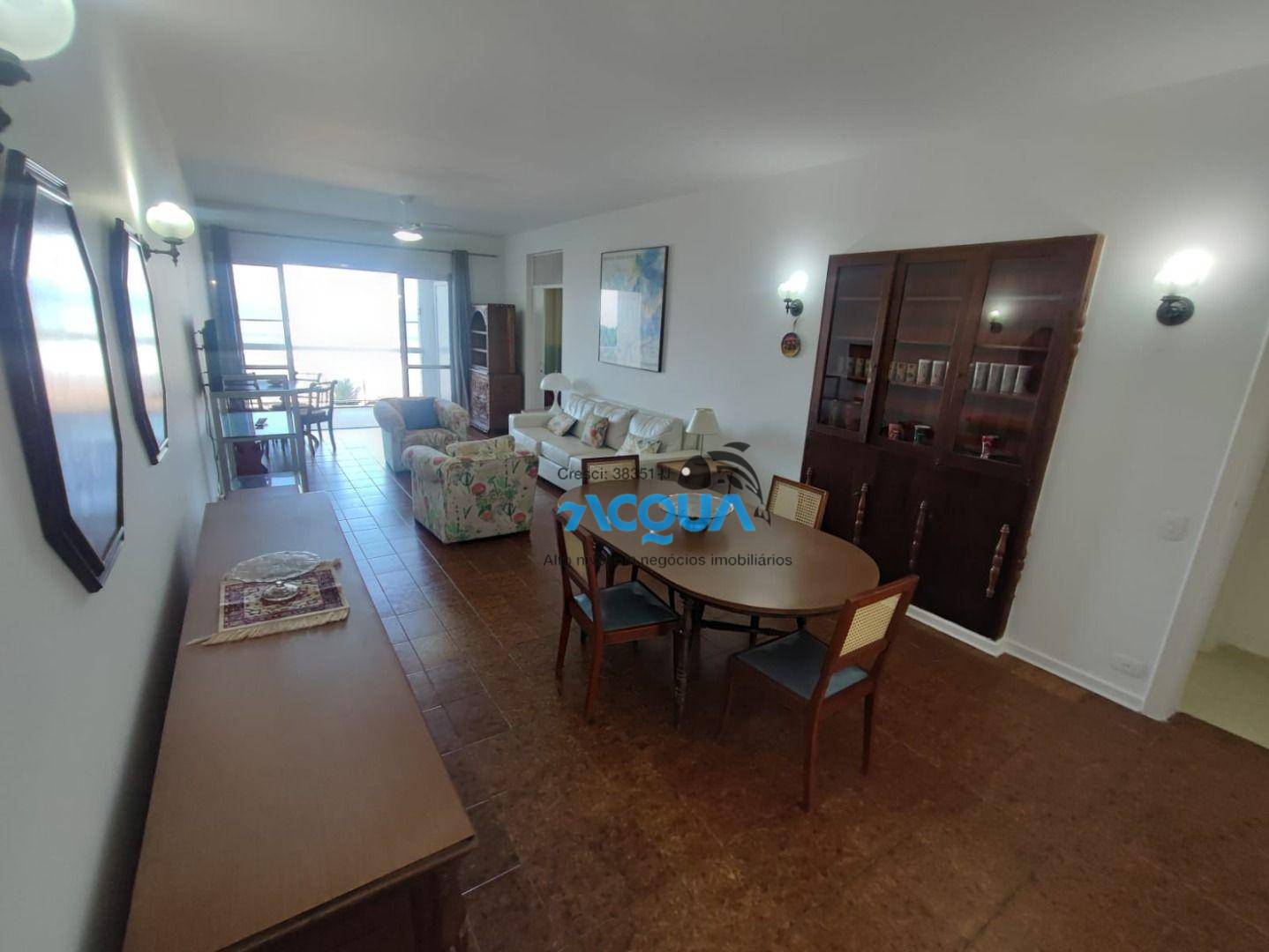 Apartamento à venda com 3 quartos, 202m² - Foto 1