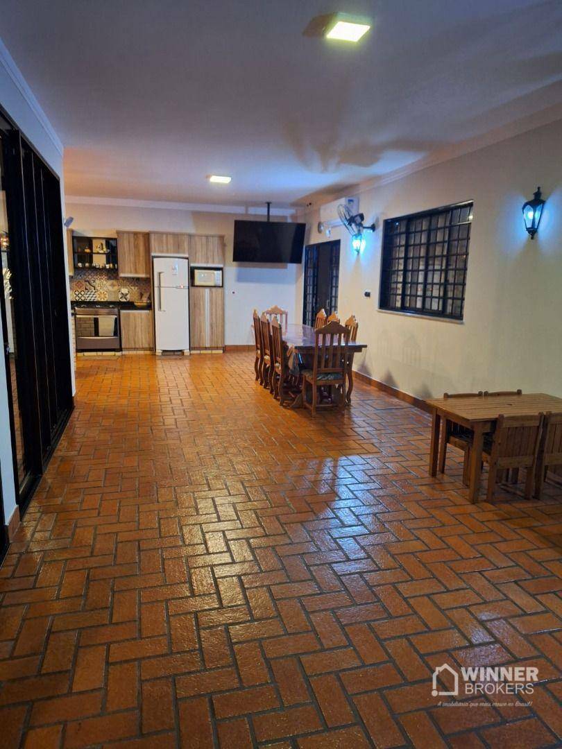 Casa de Condomínio à venda com 4 quartos, 227m² - Foto 11