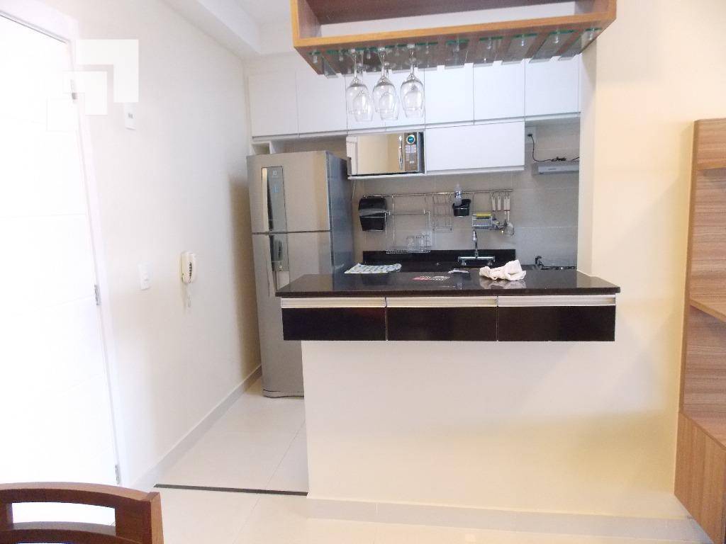 Apartamento para alugar com 2 quartos, 110m² - Foto 6