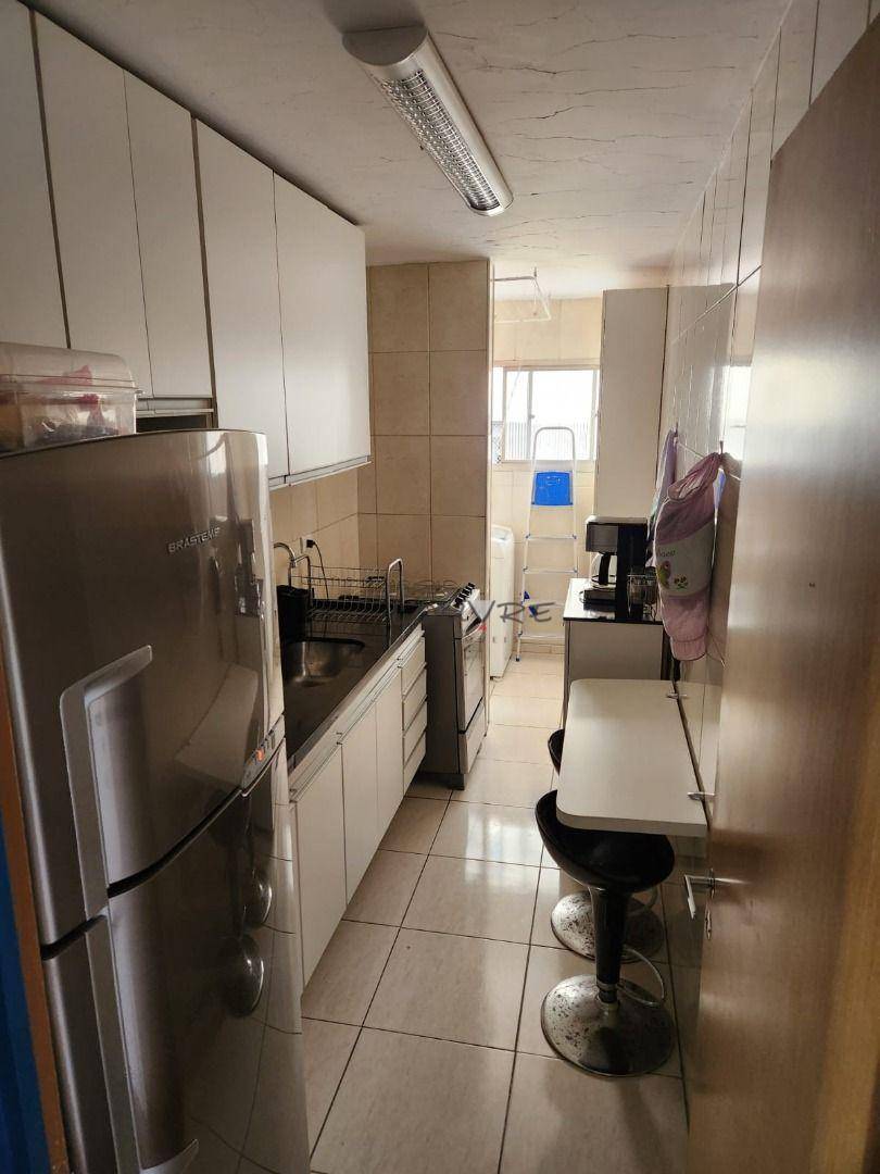 Apartamento à venda com 2 quartos, 55m² - Foto 15