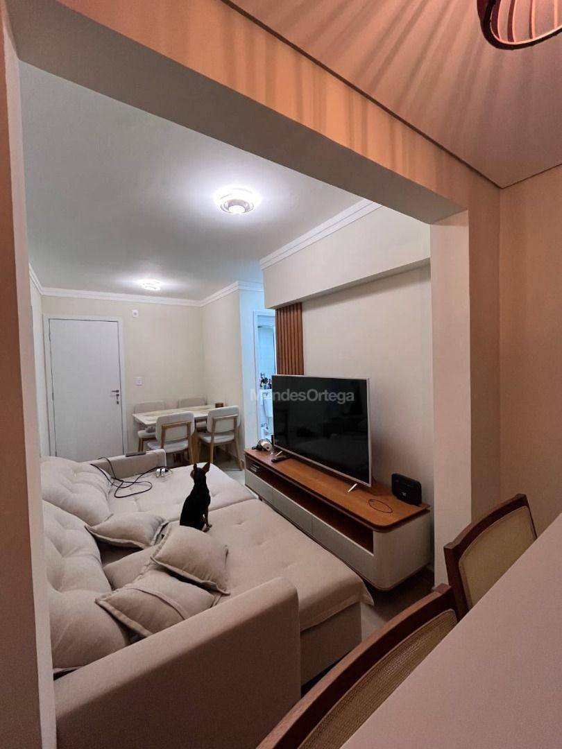 Apartamento à venda com 2 quartos, 50m² - Foto 3