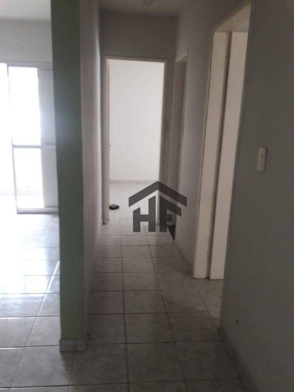 Apartamento à venda com 3 quartos, 97m² - Foto 15