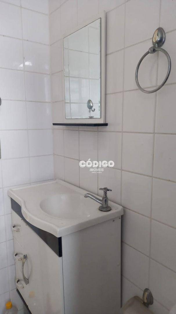 Apartamento à venda com 2 quartos, 58m² - Foto 11