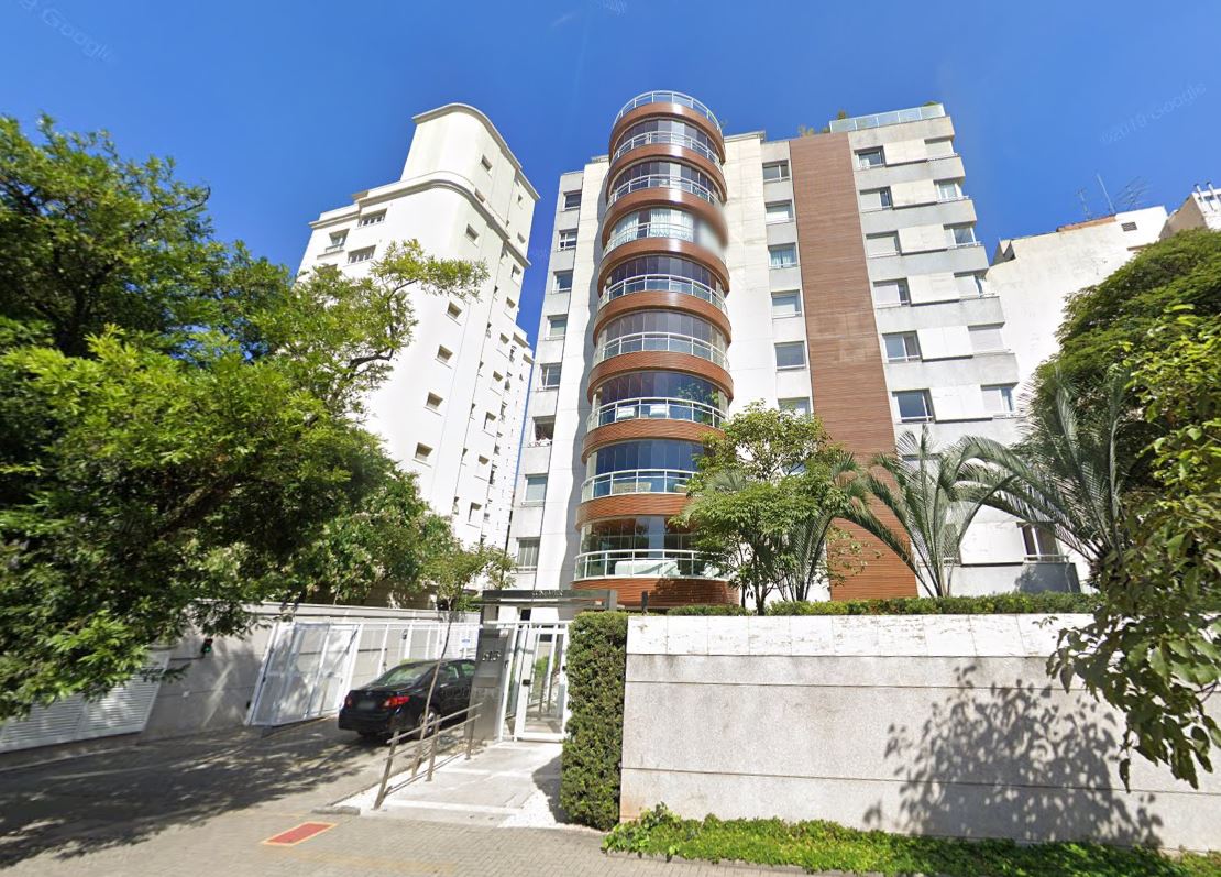 Apartamento à venda com 3 quartos, 255m² - Foto 1