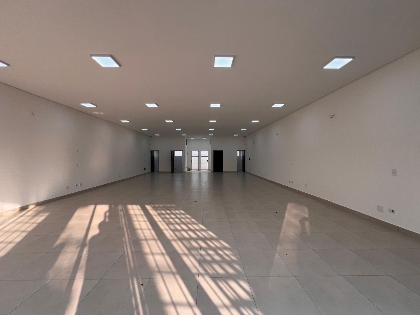 Loja-Salão para alugar, 150m² - Foto 3