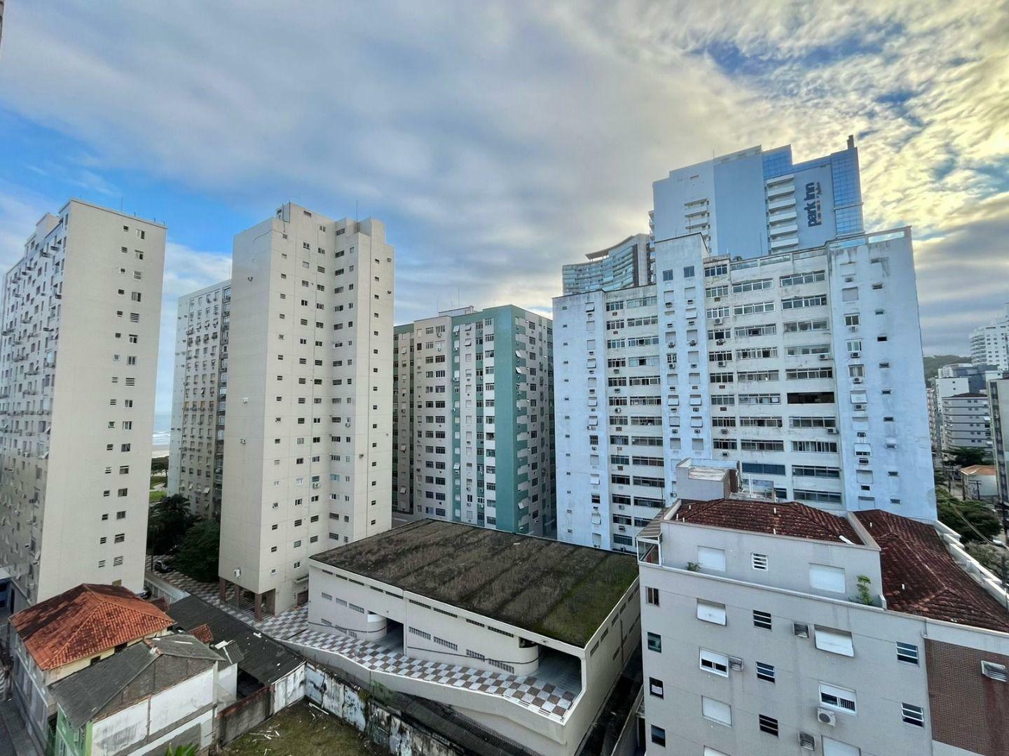 Apartamento à venda com 2 quartos, 100m² - Foto 2