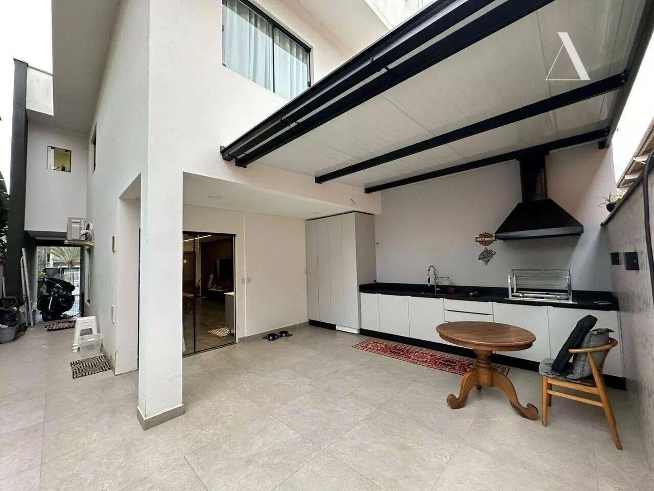 Casa à venda com 3 quartos, 145m² - Foto 15