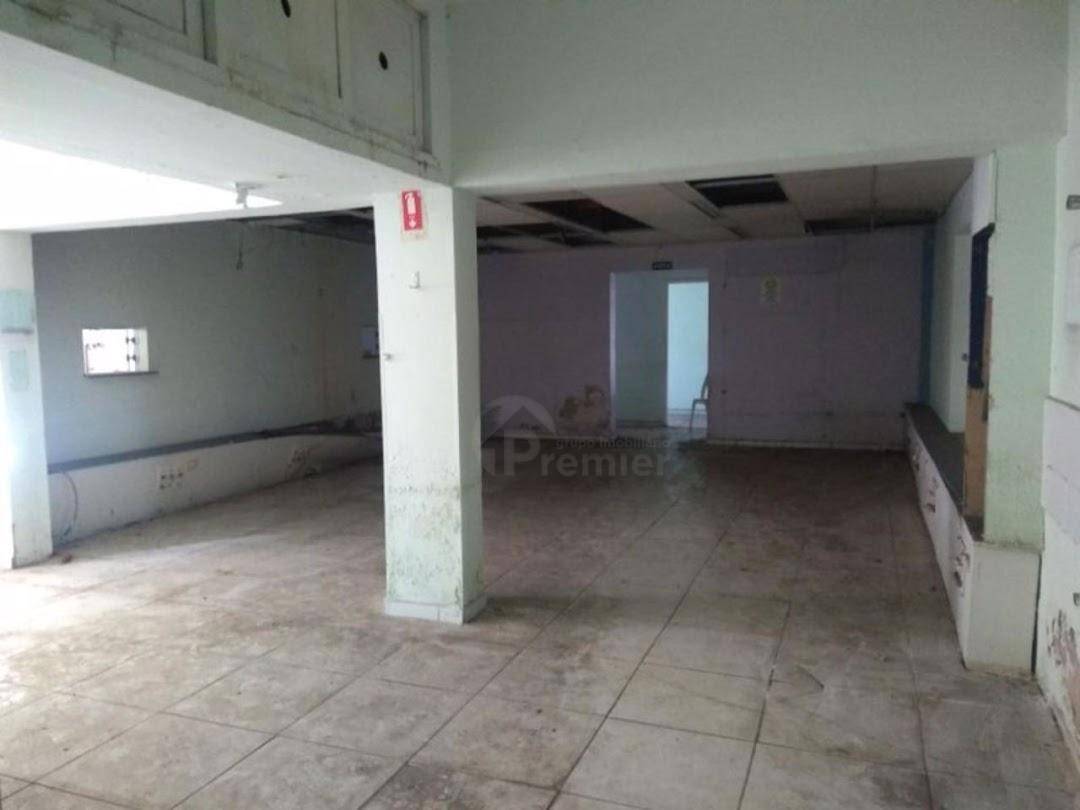 Casa à venda e aluguel com 1 quarto, 774m² - Foto 16