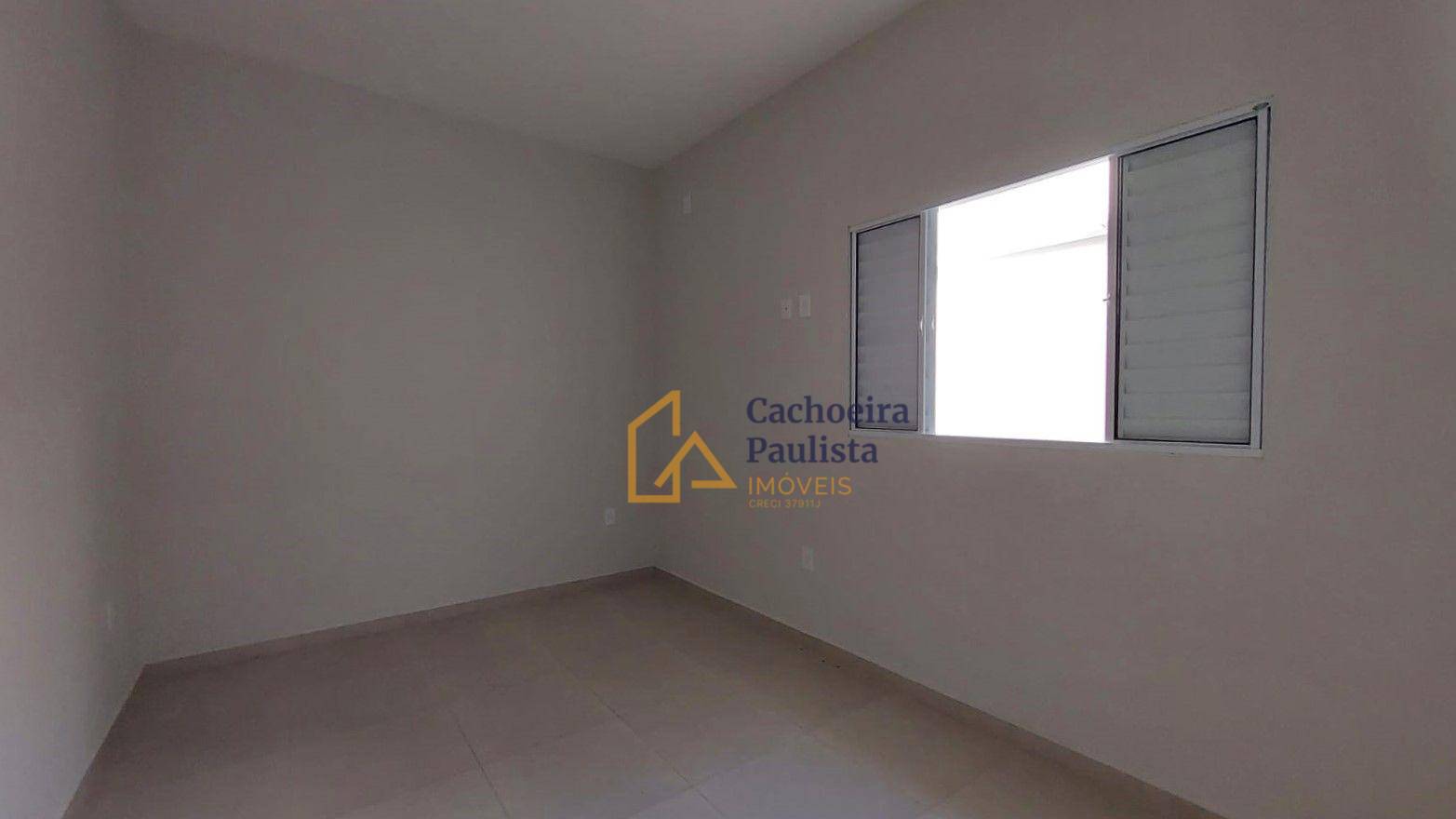 Casa à venda com 2 quartos, 62m² - Foto 13