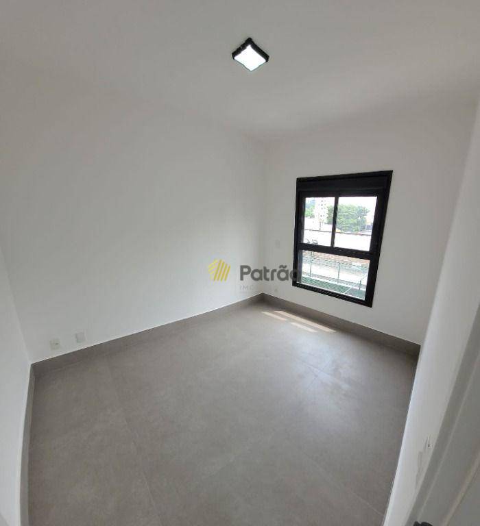 Apartamento para alugar com 2 quartos, 55m² - Foto 4