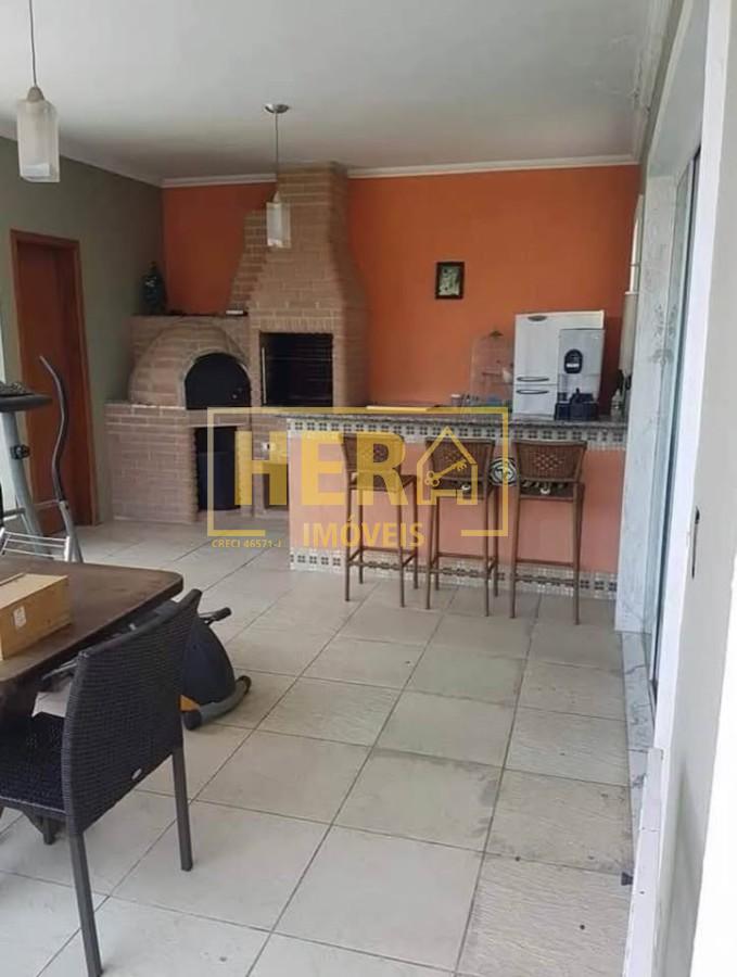 Casa à venda com 3 quartos, 333m² - Foto 7