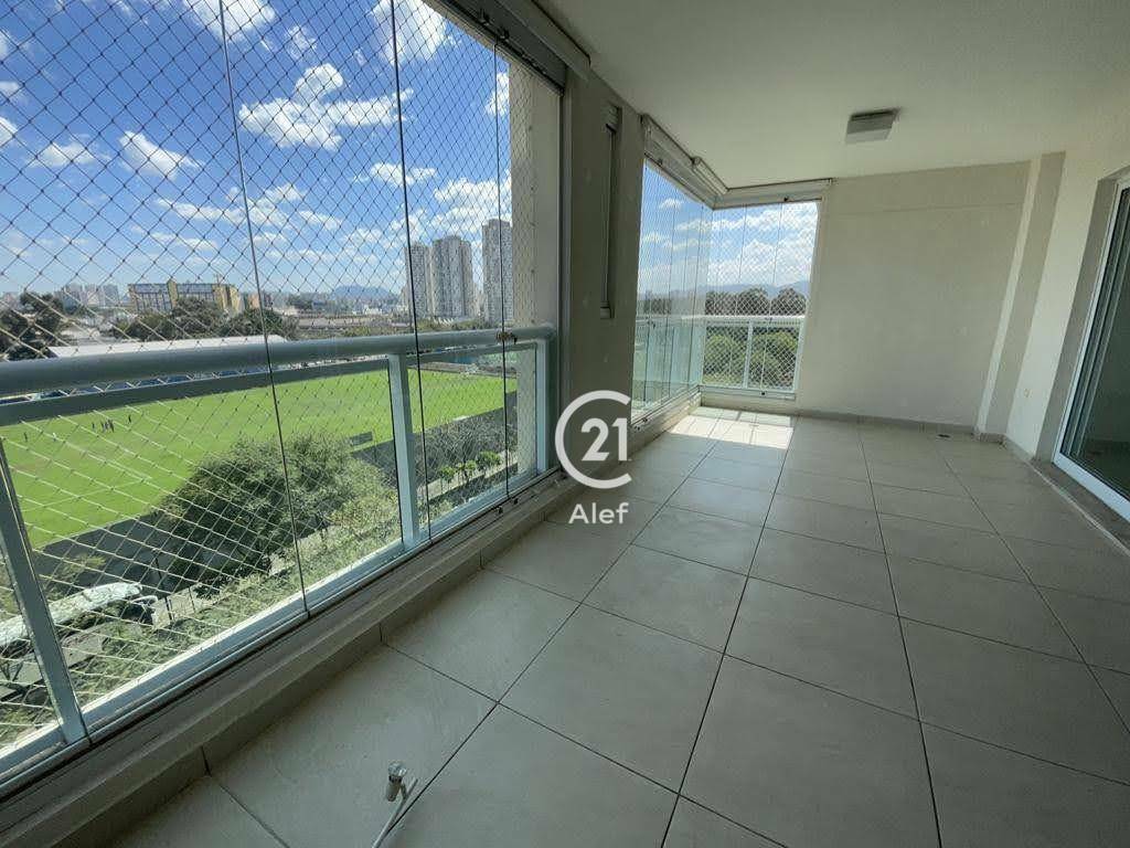 Apartamento à venda com 3 quartos, 241m² - Foto 48