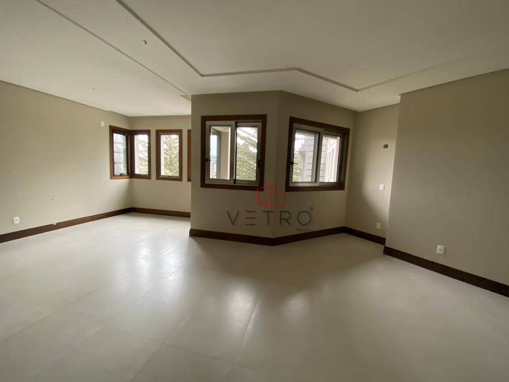 Apartamento à venda com 3 quartos, 179m² - Foto 2