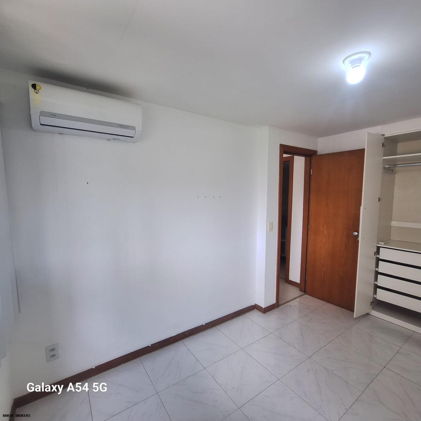 Apartamento para alugar com 1 quarto, 40m² - Foto 9