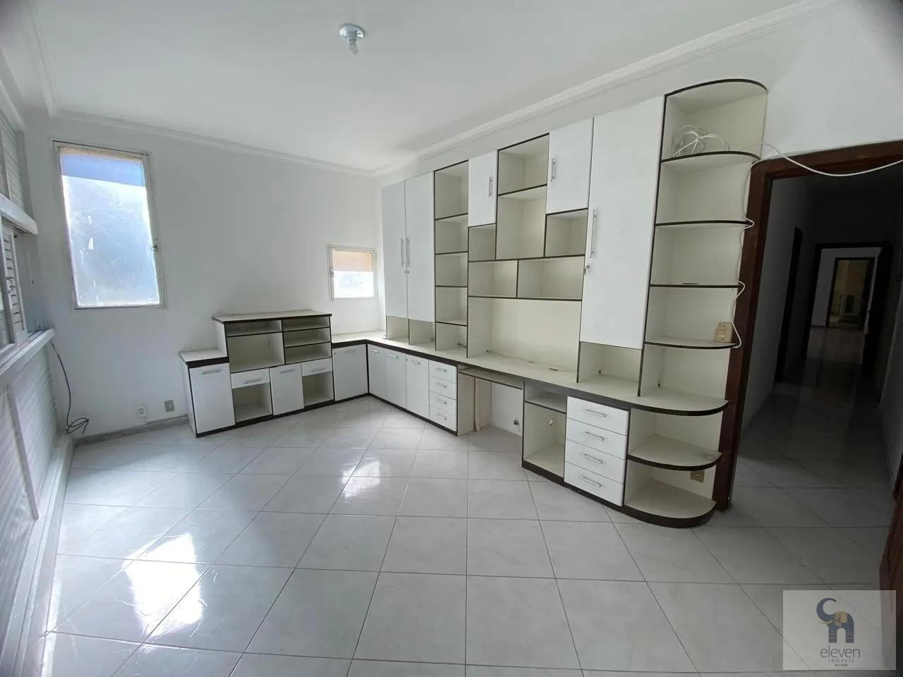 Apartamento à venda com 4 quartos, 200m² - Foto 19