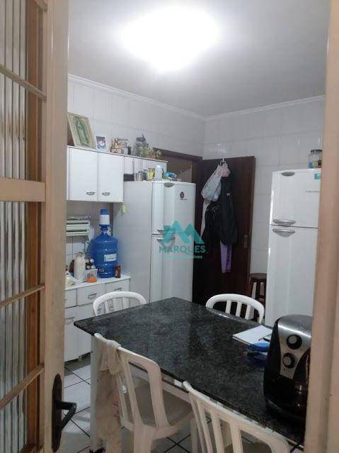 Casa à venda com 2 quartos, 90m² - Foto 5