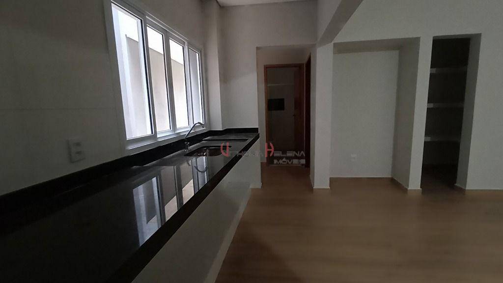 Casa para alugar com 2 quartos, 75m² - Foto 9