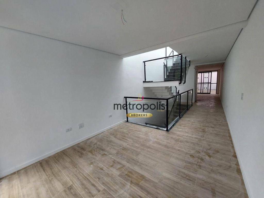 Sobrado à venda com 3 quartos, 197m² - Foto 1