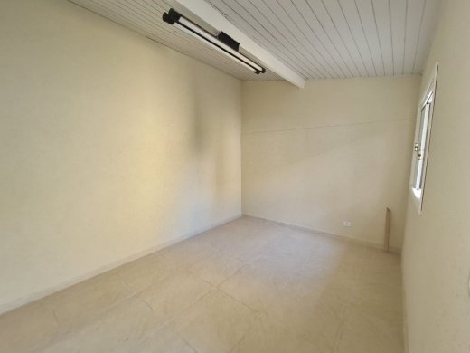 Casa à venda com 4 quartos, 210m² - Foto 6