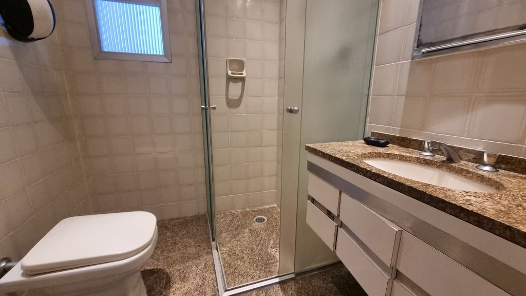 Apartamento à venda com 3 quartos, 180m² - Foto 26