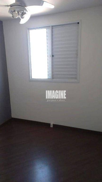 Apartamento à venda com 2 quartos, 46m² - Foto 12