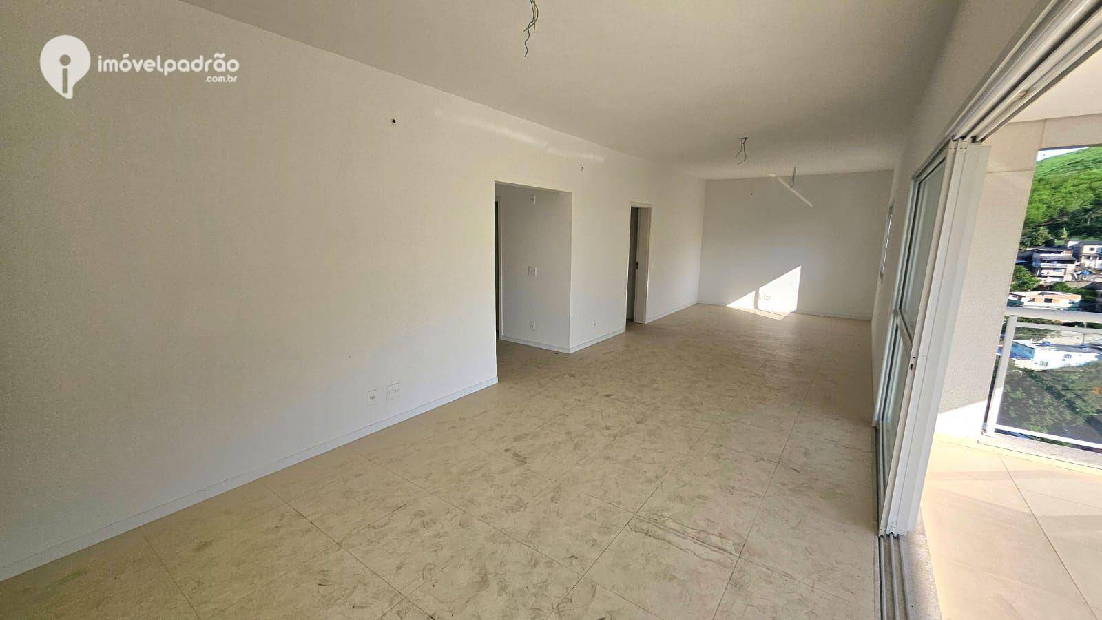 Apartamento à venda com 4 quartos, 200m² - Foto 9