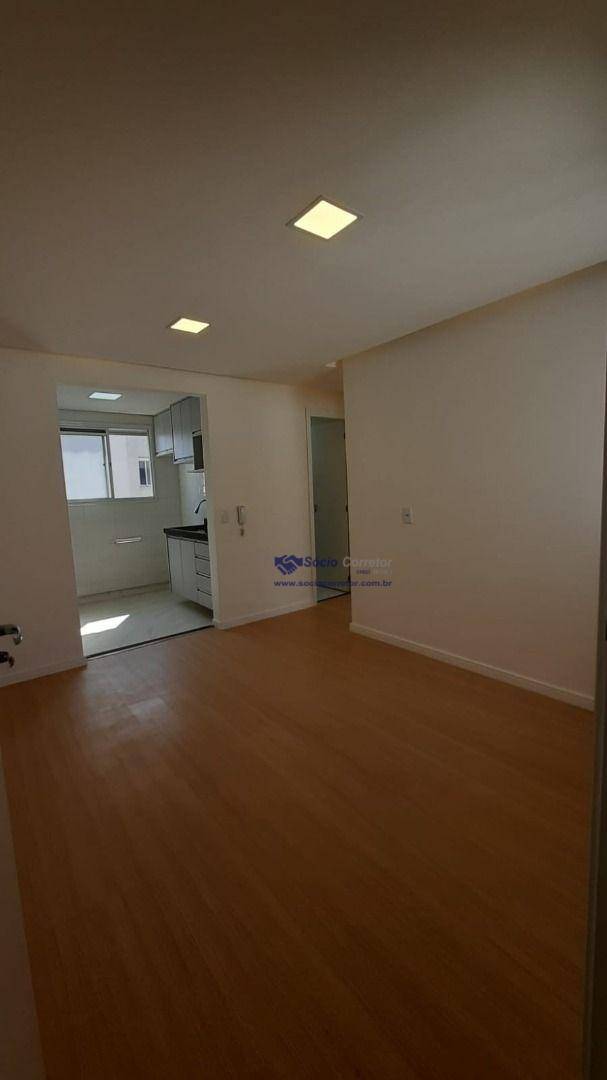 Apartamento à venda com 2 quartos, 38m² - Foto 5