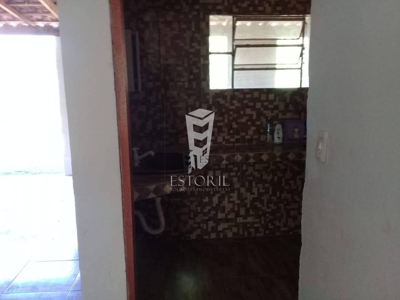 Chácara à venda com 2 quartos, 1500M2 - Foto 2