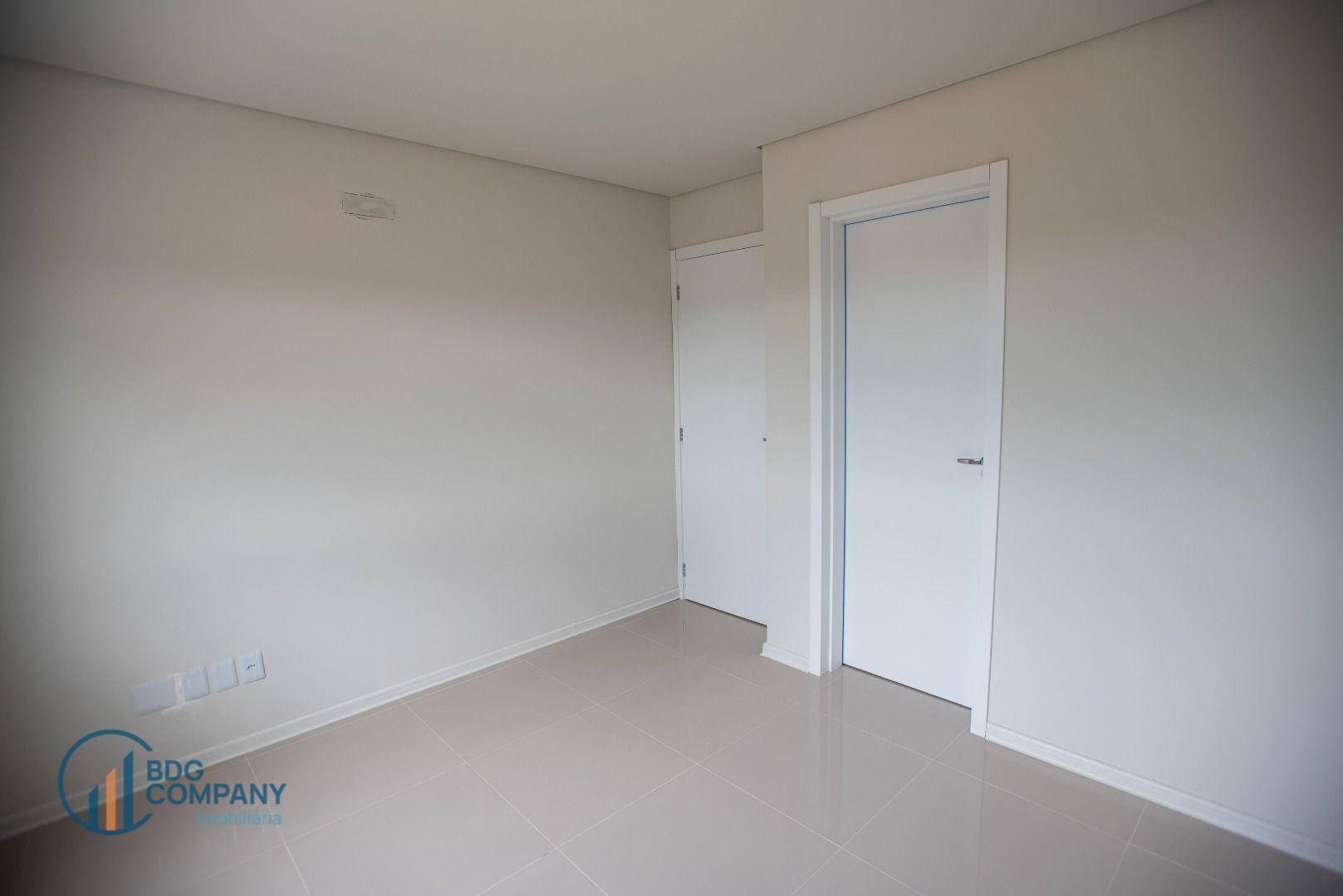 Apartamento à venda com 3 quartos, 87m² - Foto 5