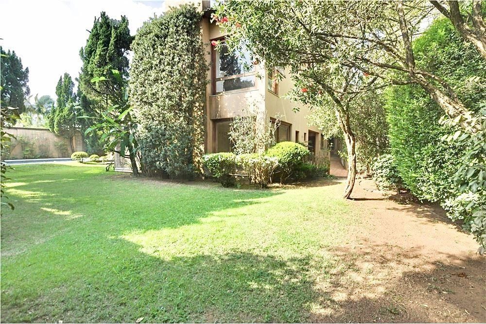 Casa de Condomínio à venda com 4 quartos, 750m² - Foto 28