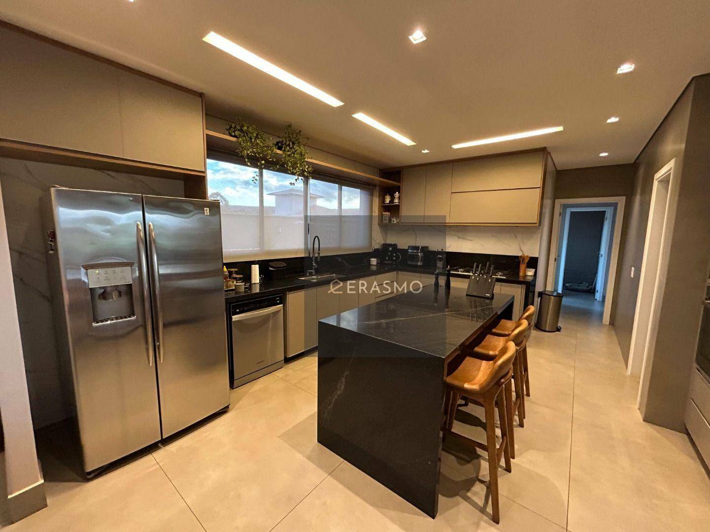 Casa de Condomínio à venda com 5 quartos, 410m² - Foto 9