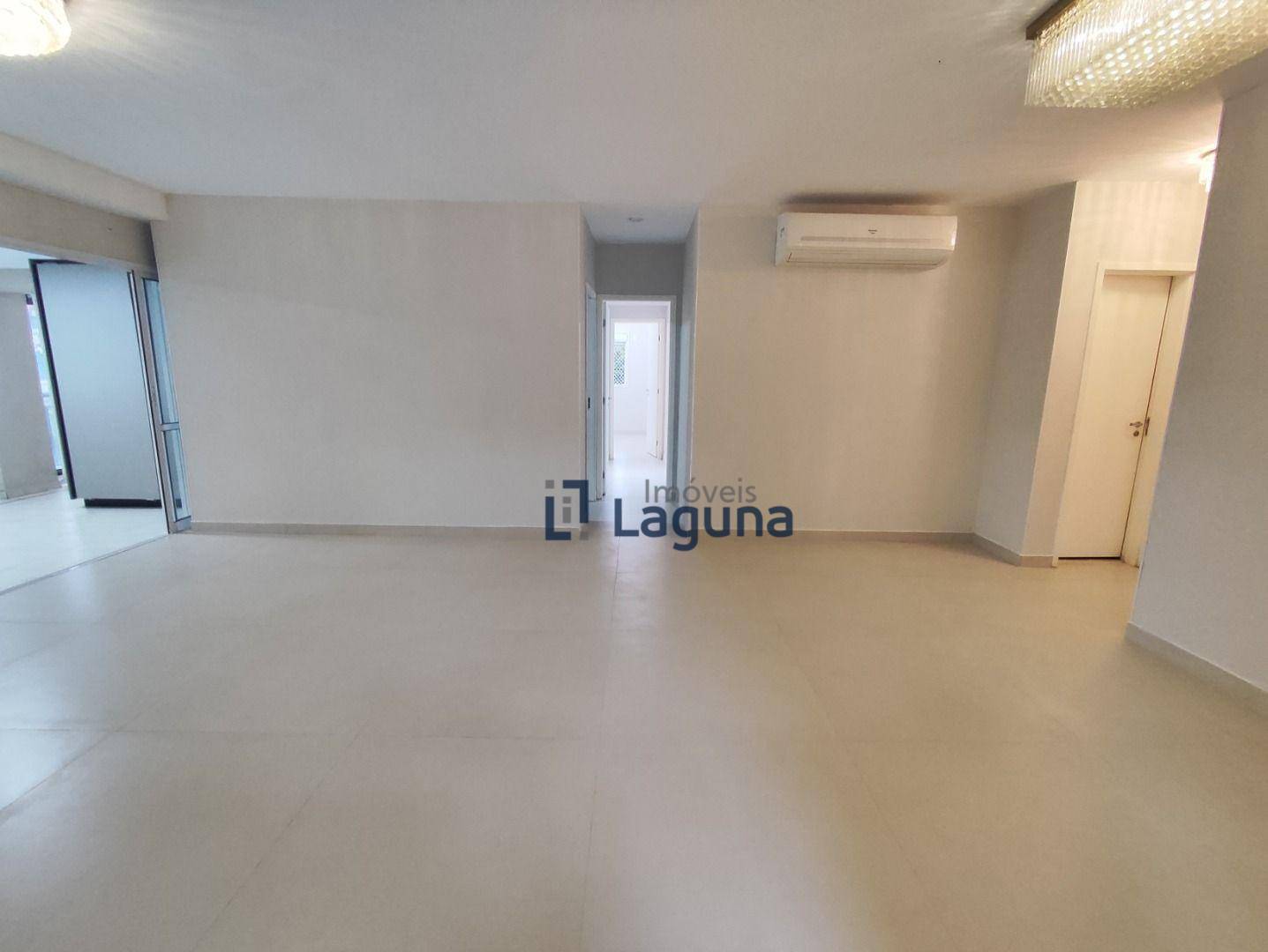 Apartamento à venda com 3 quartos - Foto 9