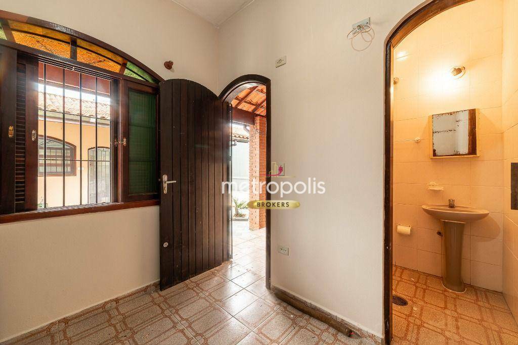 Casa à venda com 3 quartos, 190m² - Foto 32