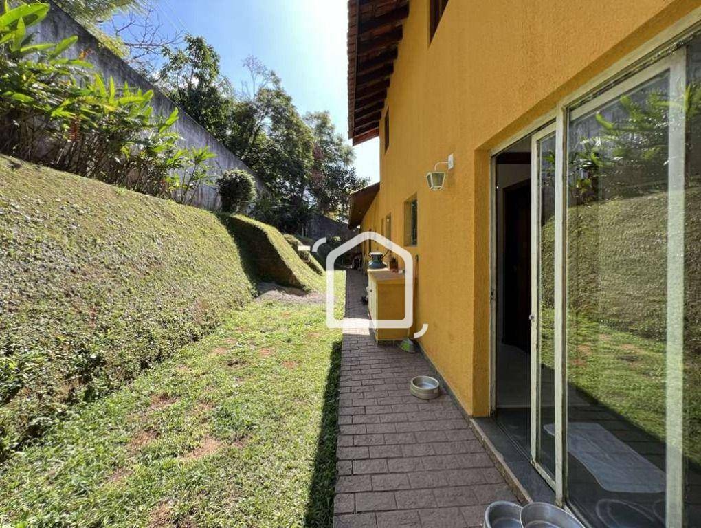 Casa de Condomínio à venda com 4 quartos, 350m² - Foto 50