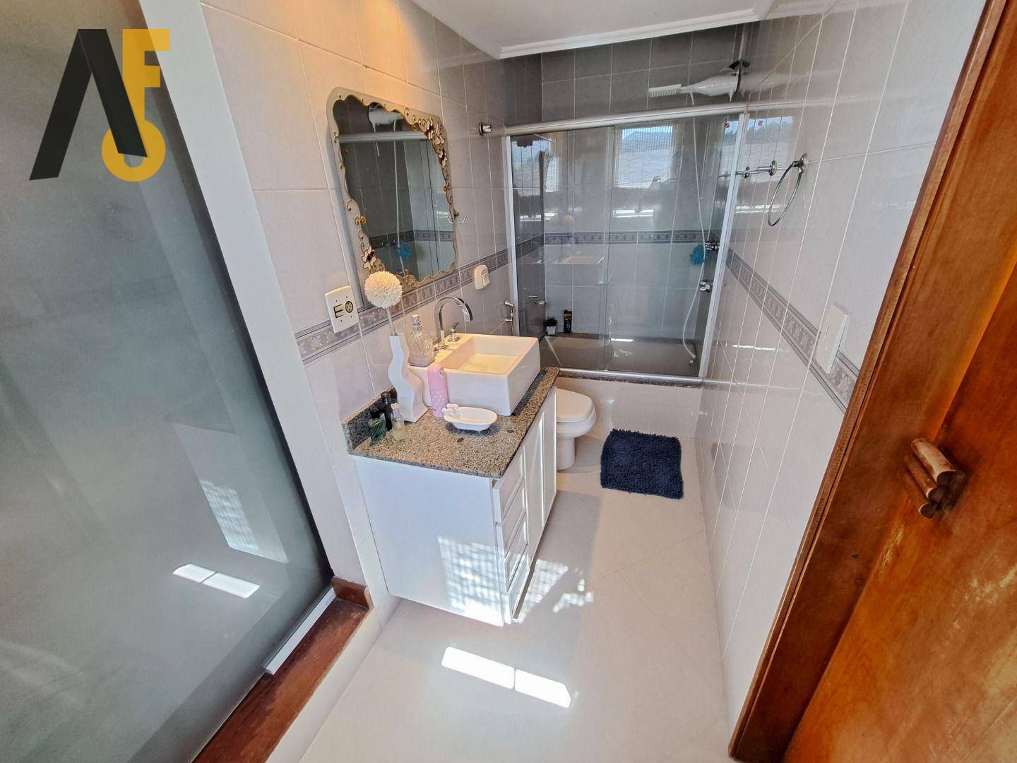 Cobertura à venda com 3 quartos, 215m² - Foto 14