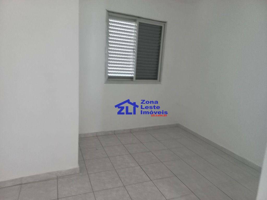 Apartamento para alugar com 3 quartos, 80m² - Foto 14