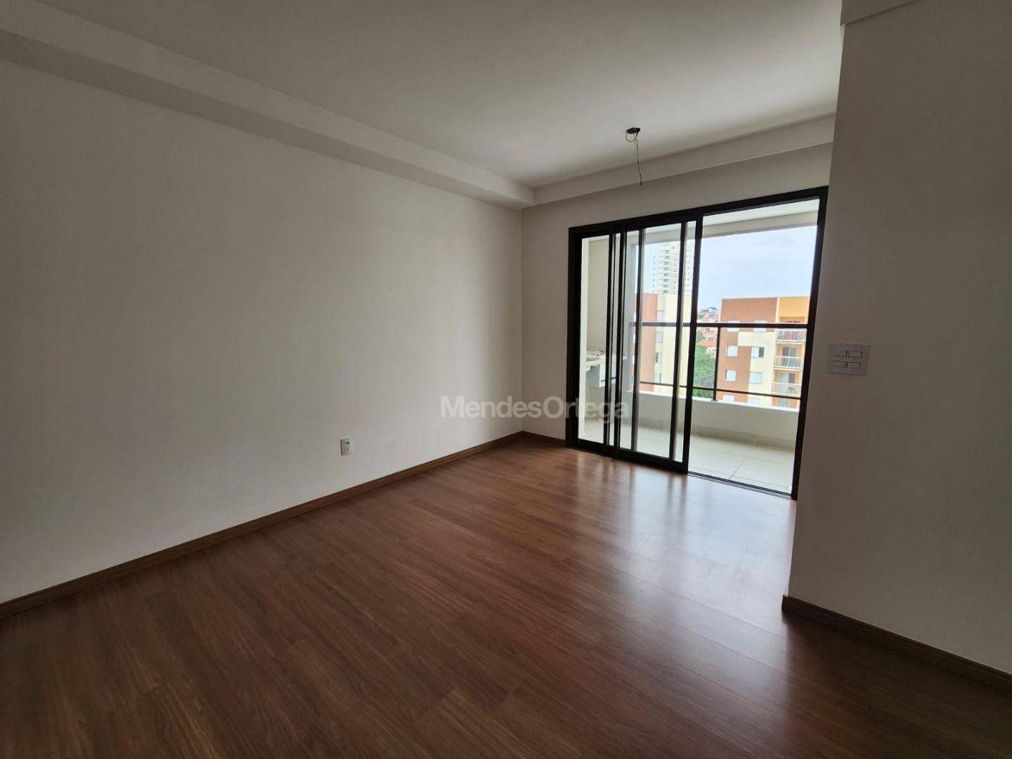 Apartamento à venda com 2 quartos, 65m² - Foto 4