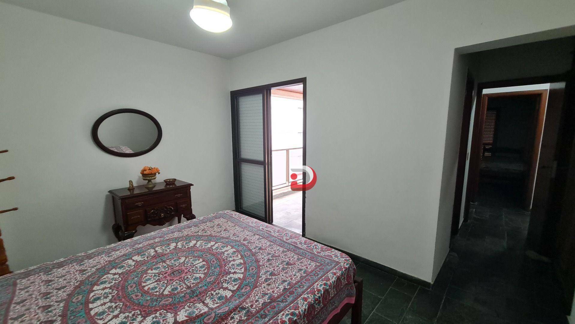 Apartamento para alugar com 3 quartos, 150m² - Foto 17