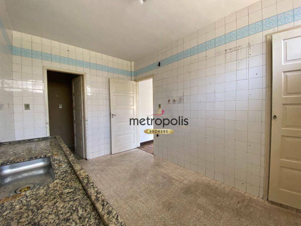 Casa à venda com 3 quartos, 230m² - Foto 27