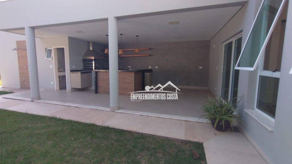 Casa de Condomínio à venda com 3 quartos, 228m² - Foto 35