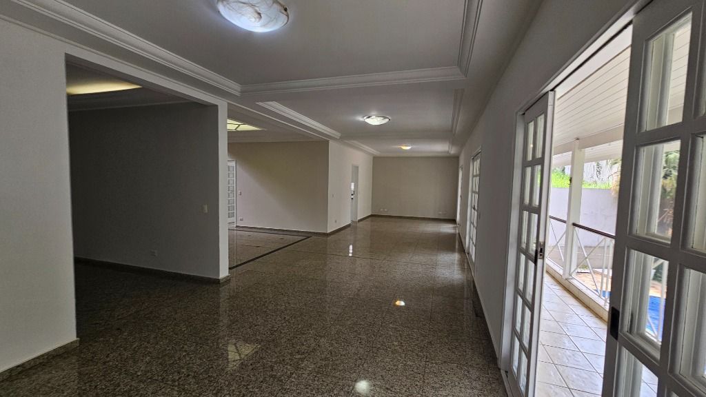 Casa de Condomínio para alugar com 6 quartos, 450m² - Foto 13