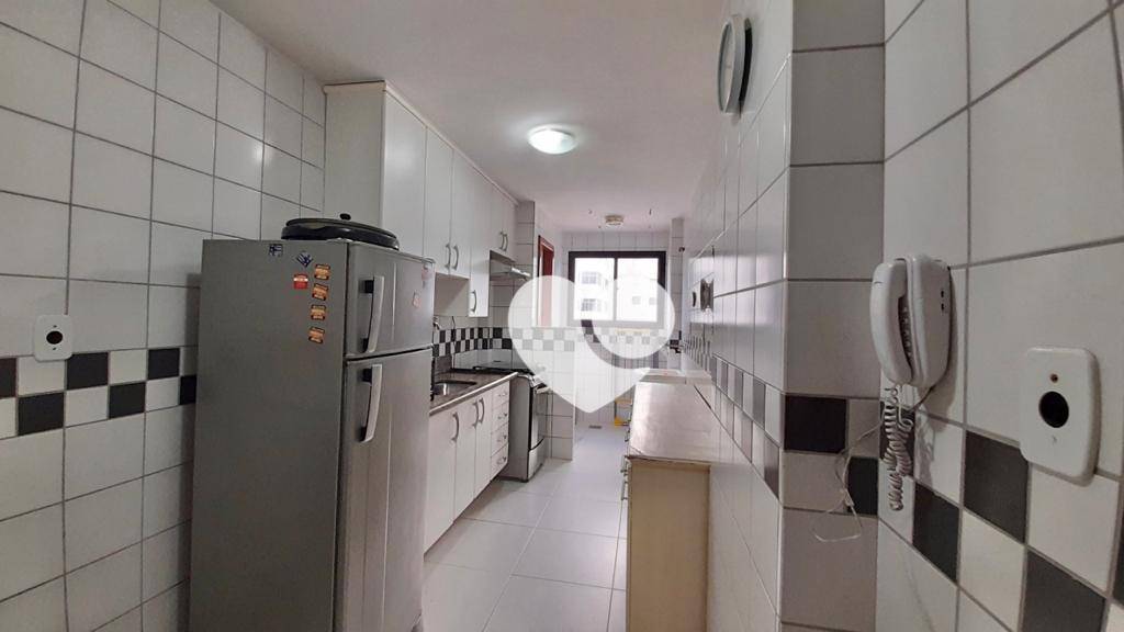 Apartamento à venda com 3 quartos, 80m² - Foto 7